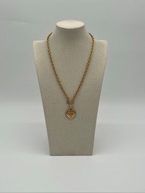Vintage CHANEL 31 Rue Cambon Medallion Necklace Gold Tone